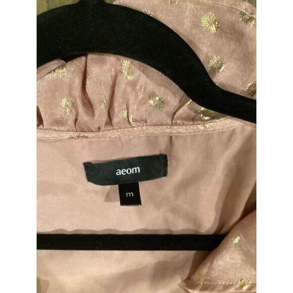 Vici Aeom pink Dante Metallic Ruffle Tie flirty long sleeve v neck Blouse Sz M - Picture 8 of 9